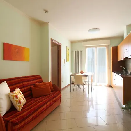 Altamarea Aparthotel San Mauro Mare