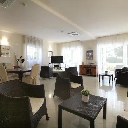 Altamarea Aparthotel