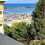Altamarea Апарт-отель 4*