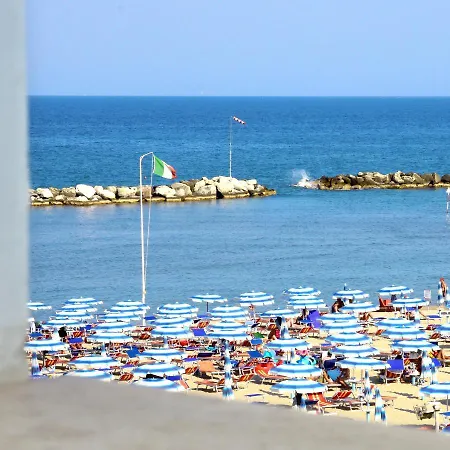 Apartmanhotel Altamarea 4*