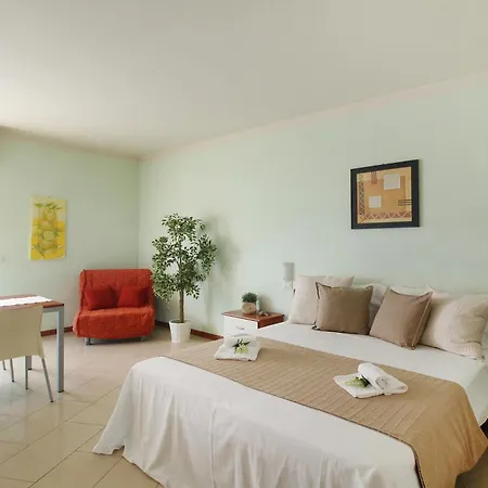 Altamarea Apartmanhotel San Mauro Mare