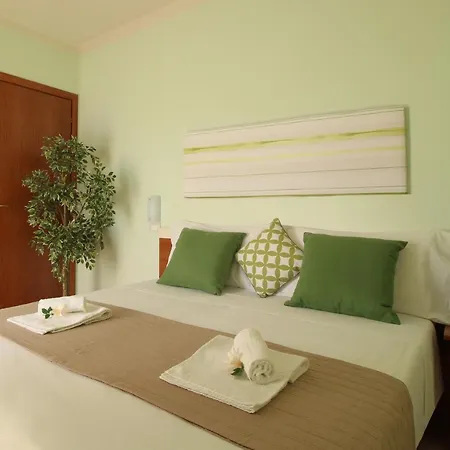 Altamarea Apartmanhotel San Mauro Mare