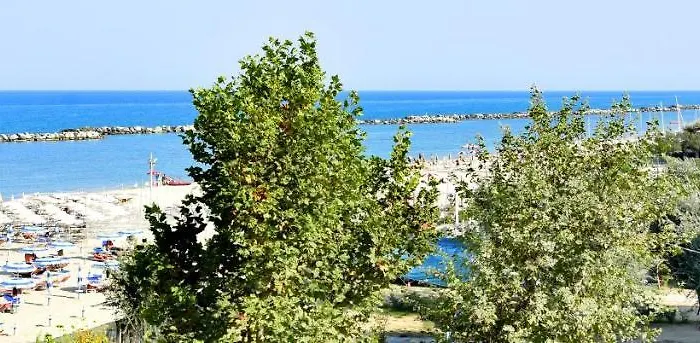 Апарт-отель Altamarea