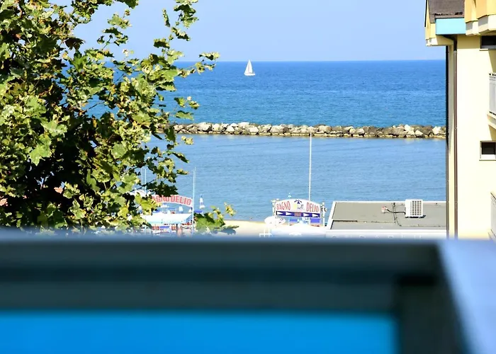 شقة فندقية Altamarea 4*