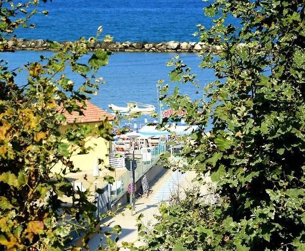 Altamarea شقة فندقية 4*