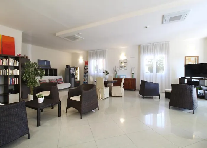 شقة فندقية Altamarea 4*